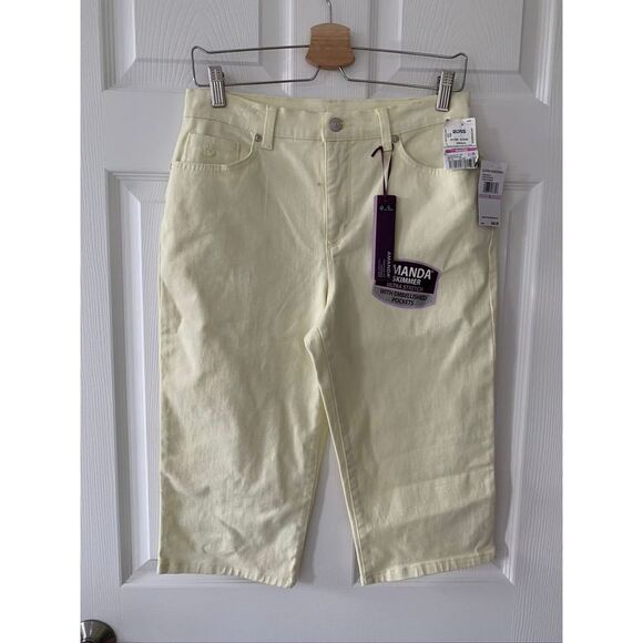 NWT Gloria Vanderbilt Capri Jeans - Picture 1 of 6